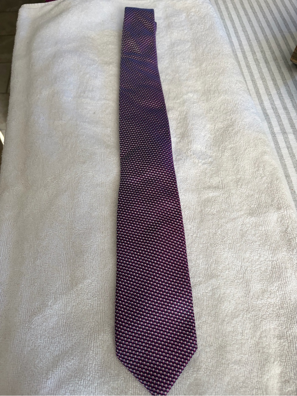 Boss Men's Purple Textured Slim Tie